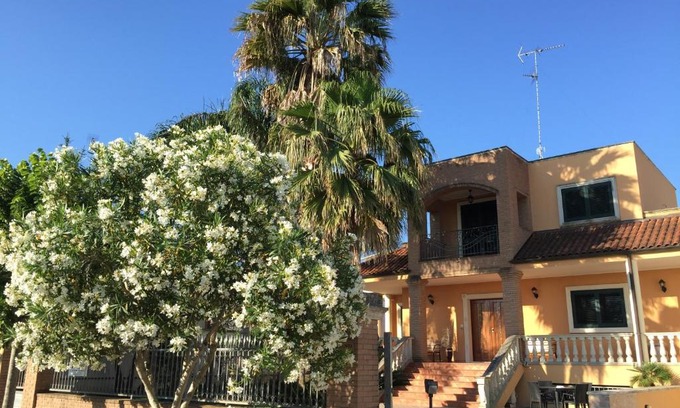 Magliano Bed & Breakfast | Pet-Friendly Le Palme B&B: Rated 9/10 for Families