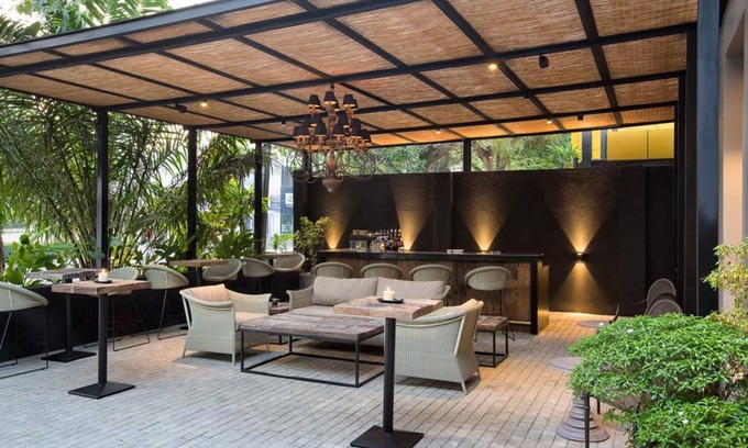 Bambalapitiya Hotel | Comfortable Stay at Le Papillon with Family-Friendly Amenities