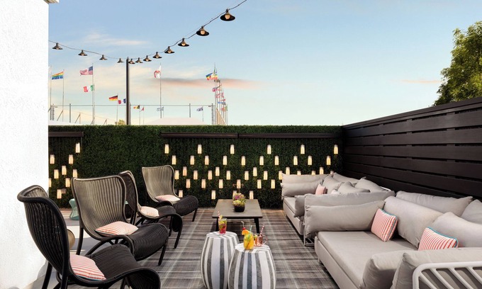 Tri-West Hotel | Relax at Le Parc at Melrose: 4-Star Comfort Awaits