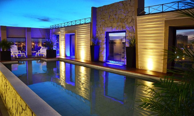 Villa Maria Hotel | Oceanfront Comfort at Le Parc Hotel & Suite - 4 Stars