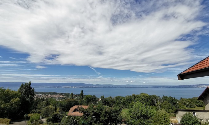 Publier Condo | Discover Le Parc Publier: Oceanfront Elegance in Evian