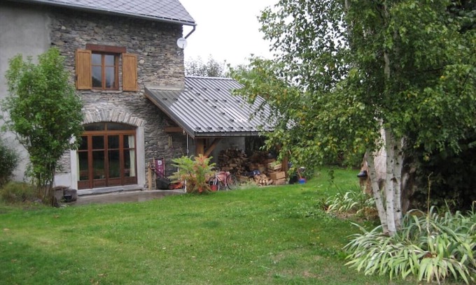 Le Bourg-d'Oisans House | Experience Comfort at Le Pas du Chat House: 9.6/10 Rated!