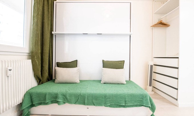 Villette - Maisons Neuves Apartment | Le Paul B - Green- Well located apartment