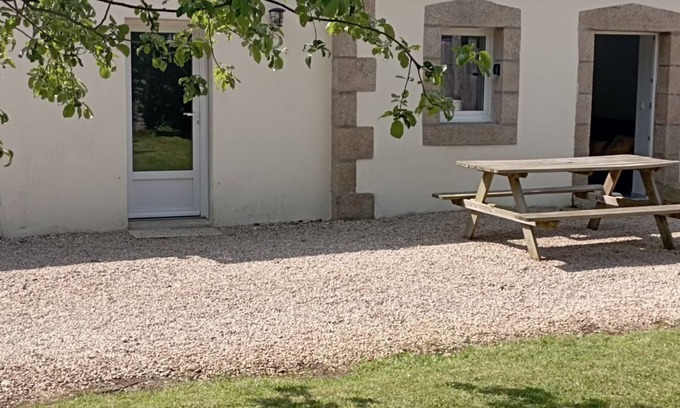 Plestin-les-Greves House | Pet-Friendly Retreat at Le Penty Gîte - Rated 9.6/10