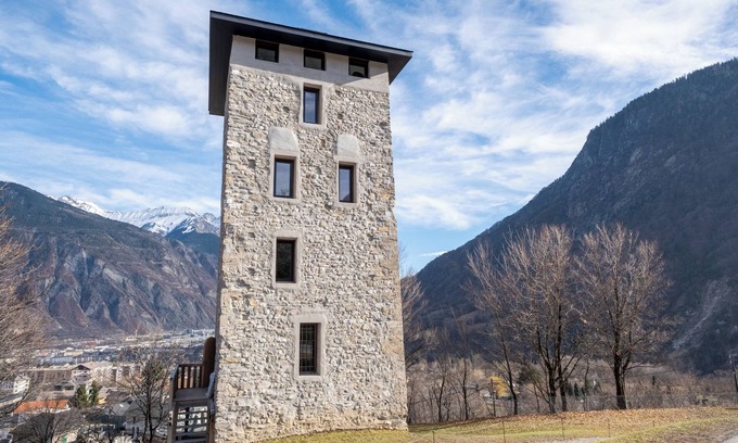 Saint-Jean-de-Maurienne Apartment | Le Perchoir, at the top of the Tour de la Fournache. A breathtaking view!