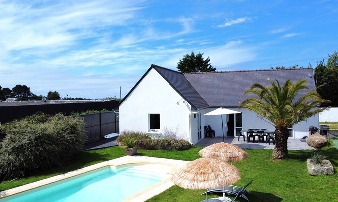 Tregunc House | "Le Petit Baradoz" Swimming pool, tennis, mini-golf, beaches 500 meters away!