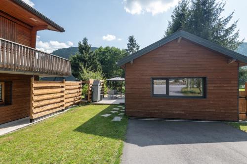 Rochesson Ski Chalet | Cozy Le Petit Bouchot with Private Hot Tub Near Gérardmer