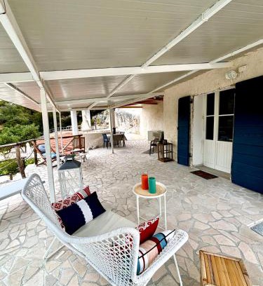 Mandrione House | Child-Friendly Escape at Le petit By Gargà Residency