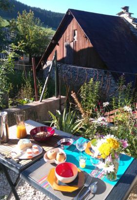 Autrans-Meaudre-en-Vercors House | Pet-Friendly Oceanfront Getaway at Le Petit Chalande
