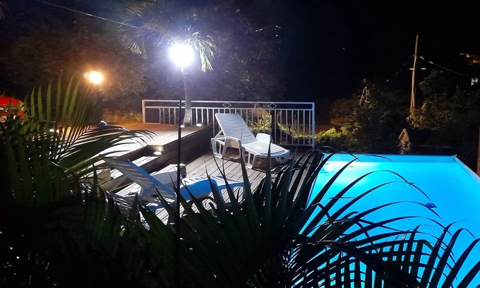 Les Anses-d'Arlets Apartment | Discover Le Petit Coin de Paradis with Oceanfront Amenities