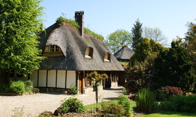 Campigny Hotel | Discover Le Petit Coq Aux Champs: 4-Star Family Friendly Escape