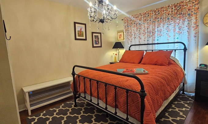 Woodland Heights Apartment | Le Petit french chateau