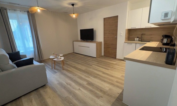 Narbonne Apartment | 🌴Le petit Narbonnais🌴 Cosy apartment, ideal for couples and families