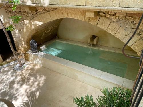Collias House | Experience Timeless Elegance at Le Petit Palais