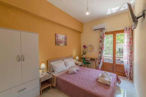 Panagia Apartment | Discover Family-Friendly Comfort at Le Petit Paris