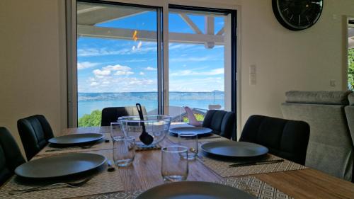 Neuvecelle Apartment | Relax at Le Phare du Léman - Lakeside Family Retreat