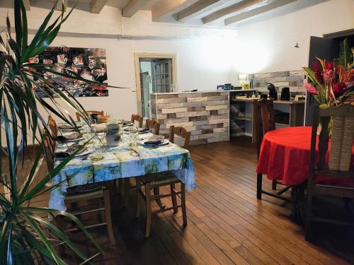 La Roche-Posay House | Discover Le Pigeonnier: Cozy Oceanview Rooms Await