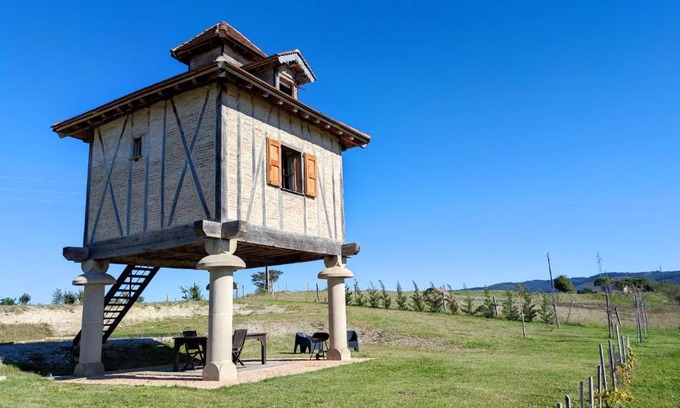Revel House | Experience Comfort at Le Pigeonnier d Olivier - Guest Rated 9/10