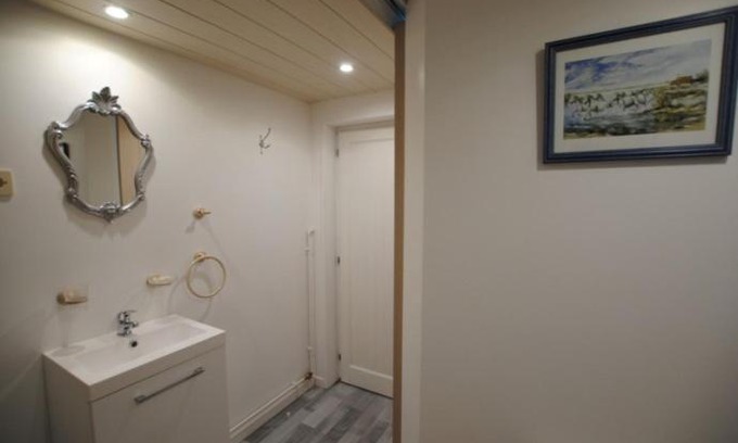 Dampierre-le-Chateau Bed & Breakfast | Enjoy Comfort and Convenience at Le Pigeonnier Hotel