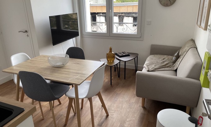 Lorient Apartment | Cozy Le Poulorio 10 - T2 with Oceanfront Views & Spa