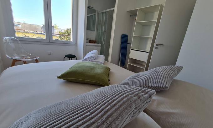 Lorient Apartment | Convenient Le Poulorio T2 Near Train Station with Spa