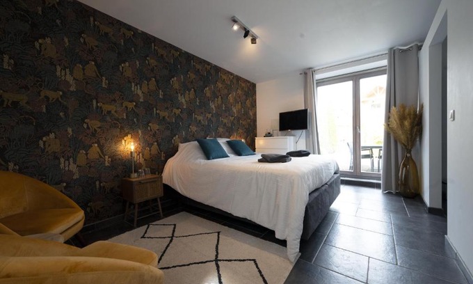 Sautour Bed & Breakfast | Eco-Friendly Retreat at Le Presbytère de Sautour