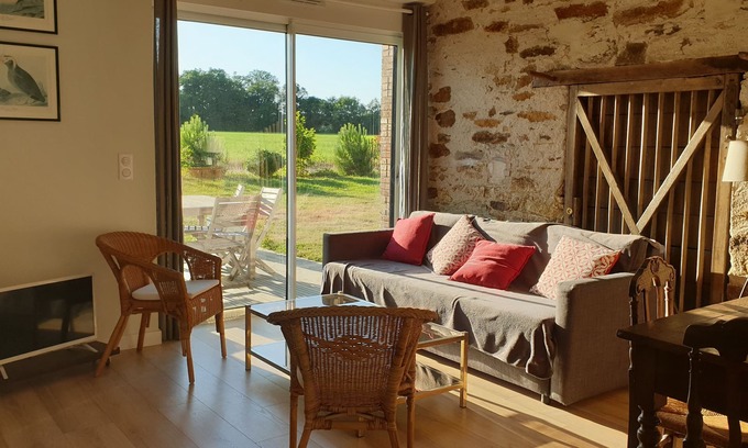 Chaumes-en-Retz Cottage | Discover Le Pressoir: Nature Retreat with Oceanfront Views