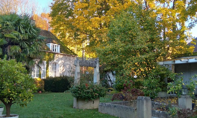 Appoigny House | Indulge at Le Puits d'Athie: Rated 9.8 with Spa & Dining