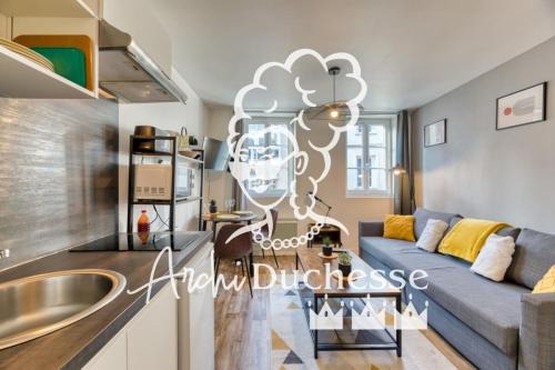 Coteaux Ouest Apartment | Cozy Le Chaleureux: Renovated Studio for Families