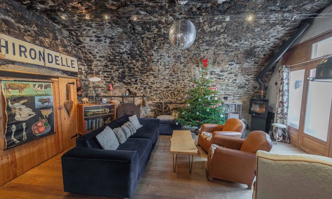 Monetier-les-Bains Hotel | Inviting Le Rebanchon: Guest Rated 9.8 with Breakfast & Dining