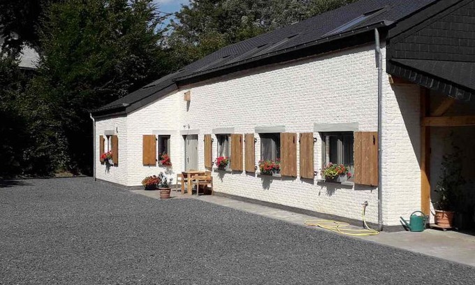 Engreux House | Discover Le Refuge d'Engreux: Rated 9.6/10 & Family-Friendly