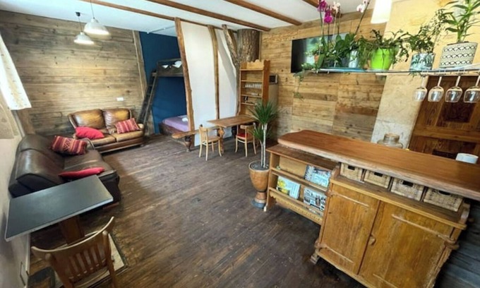 Chaparon Apartment | Discover Le Refuge de Chaparon: Family and Pet-Friendly Stay