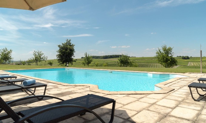 Saint-Preuil House | Discover Le Relais de Saint-Preuil: Top-Rated Amenities Await