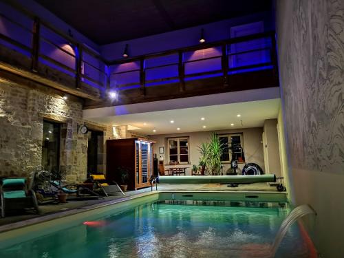 Bremondans Bed & Breakfast | Experience Oceanfront Bliss at Le Relais des Deux Tours