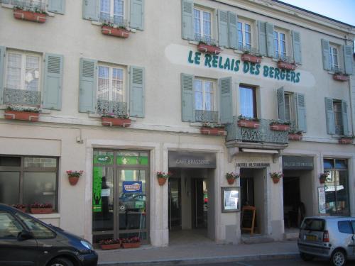 Saint-Martin-en-Haut Hotel | Discover Comfort at Le Relais des Bergers - 8.5/10 Rated