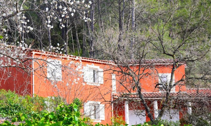 Sollies-Toucas House | Oceanfront Escape at Le Relais du Gapeau - Rated 8.9/10