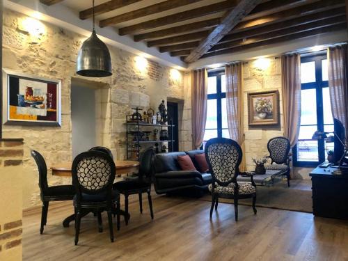 Bergerac Apartment | Discover le repère du marché: 4-Star Family-Friendly Retreat