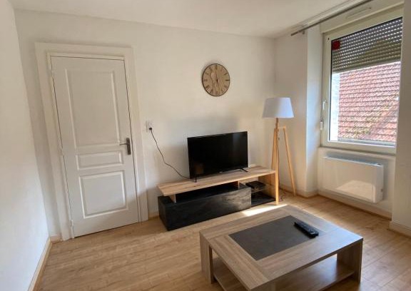Navenne Apartment | Experience le repos vésulien: Guest Rated 8/10