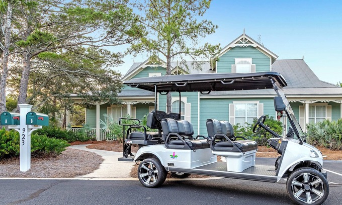 Fort Morgan Cottage | Le Reve Charmant: Pet Friendly Oasis with Oceanfront Views