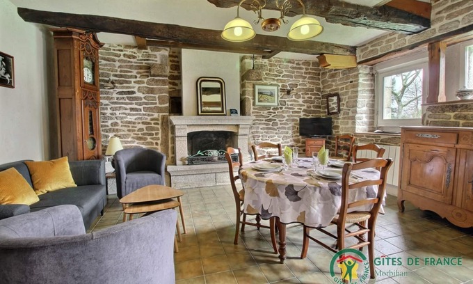 Quistinic House | Ker Roch in Quistinic: Family-Friendly & Accessible Stay