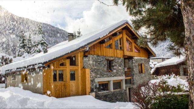 Sainte-Foy-Tarentaise Apartment | Elegant Stay at Le Rocher with Family-Friendly Amenities