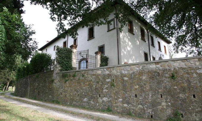 Ciliegi House | Discover Le Rose al Nibbio: Pet-Friendly Oasis in Toscana