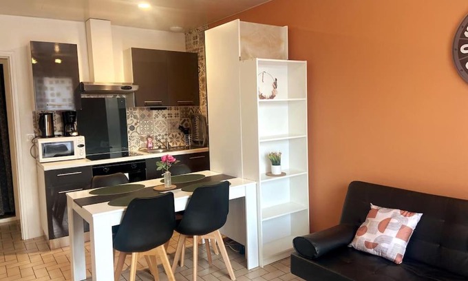 Saint-Amour Apartment | Cozy Le Saint-Amour 2: Pet & Child Friendly Retreat