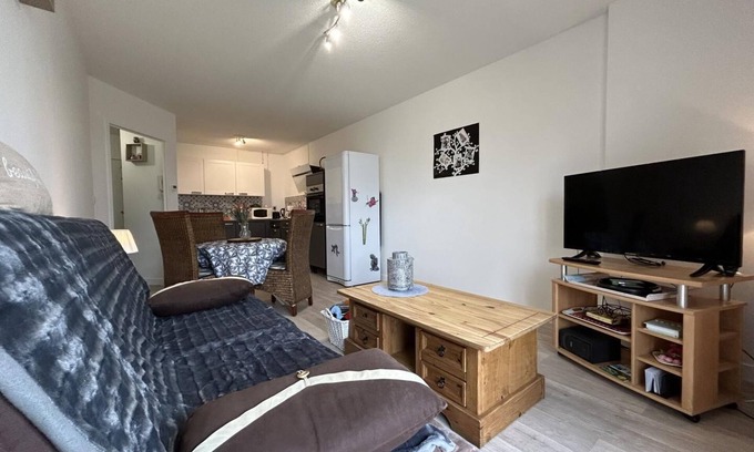 Sens-de-Bretagne House | Experience Le Sens de Breizh: Pet-Friendly & Spa Amenities