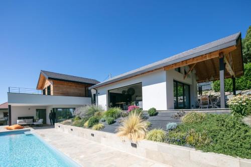 Toiny House | Cozy Le Septentrion Guesthouse with Private Pool Retreat