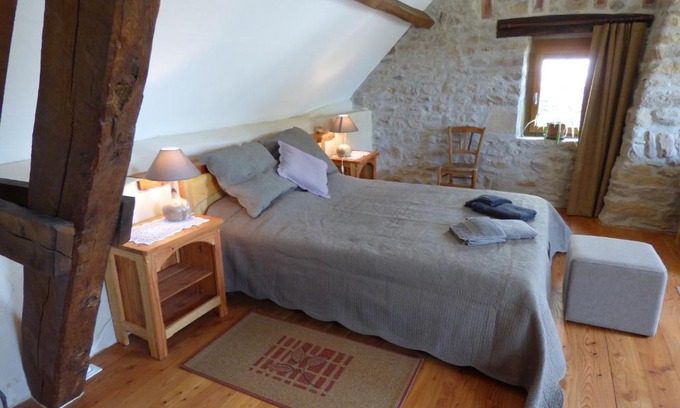 Le Monteil-au-Vicomte Bed & Breakfast | Discover Le Shamballa: Family-Friendly with Great Dining