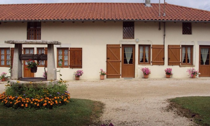 Saint-Etienne-du-Bois House | Experience Comfort at Le Soleil Levant - Family Friendly Stay