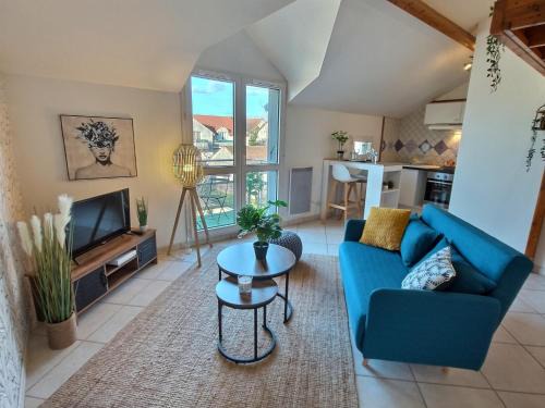 Thieux Apartment | Convenient Le Stop n'Go CDG Near Astérix & Paris