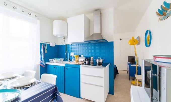 Vieux-Boucau-les-Bains Apartment | Discover Family-Friendly Comfort at Le Studio Bleu de la Gare