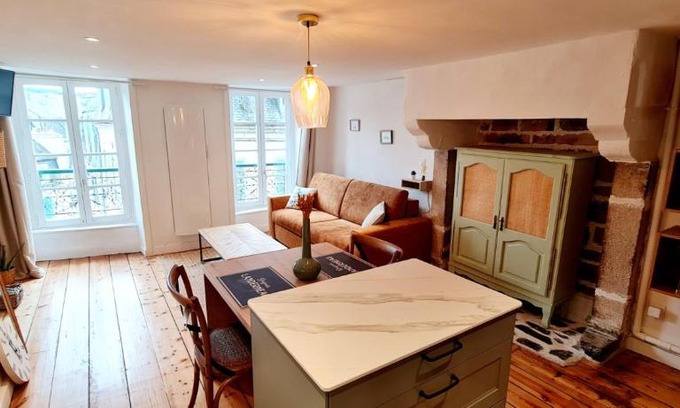 Landerneau Apartment | Discover Le Studio de Louise: Prime Location & Family-Friendly
